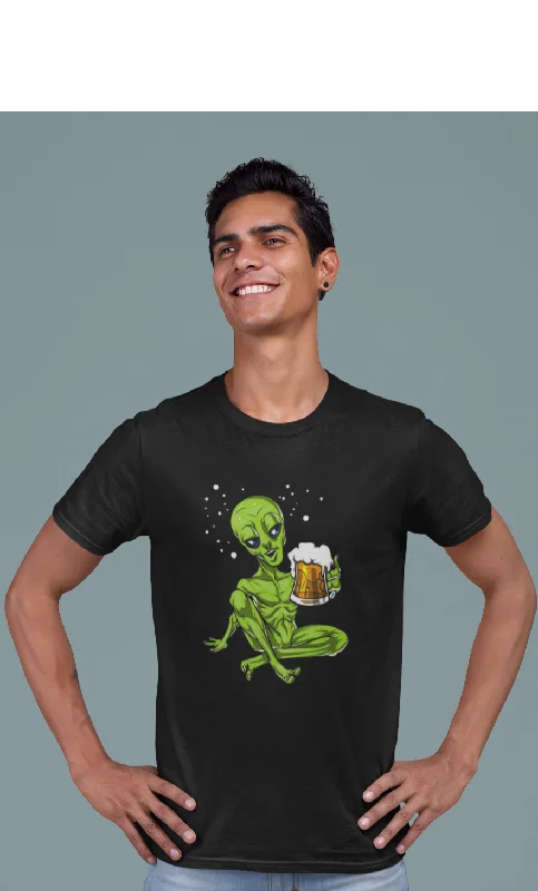 ALIEN HAVING BEER  : ALIEN & SPACE- HALF-SLEEVE T-SHIRTS