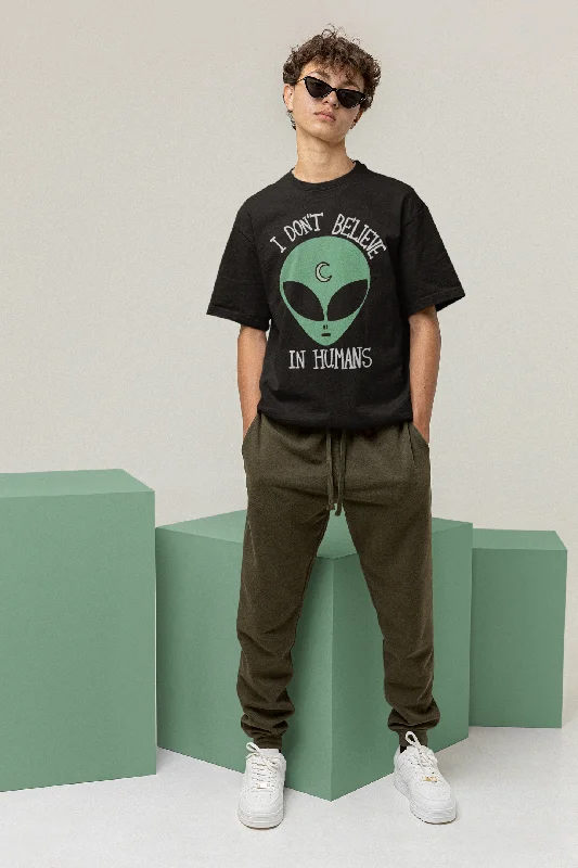 I Don't Believe in Humans: Alien and Space- Oversized T-Shirts