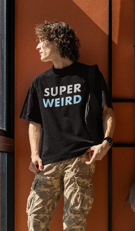 Super Weird: Oversized T-Shirts